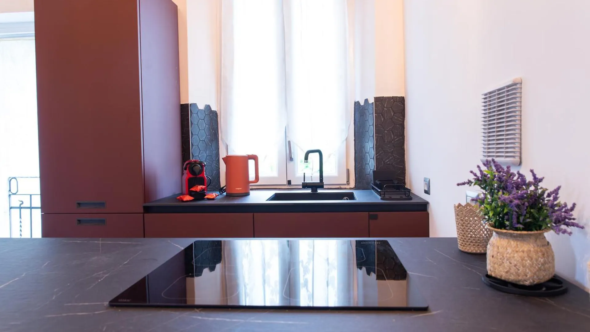 Lake Como - 3 Min Walk From Beach - New Flat For 6 Guests Abbadia Lariana Apartmán