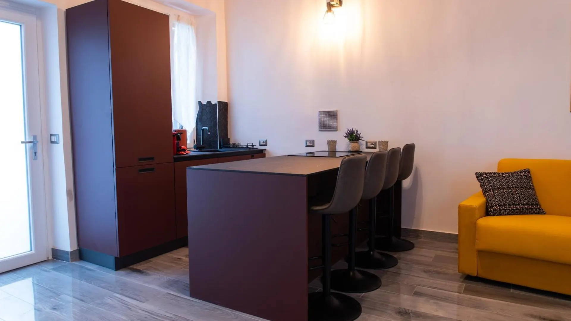 Lake Como - 3 Min Walk From Beach - New Flat For 6 Guests Abbadia Lariana 0*,  Itálie
